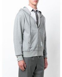 grauer Pullover mit einem Kapuze von Thom Browne