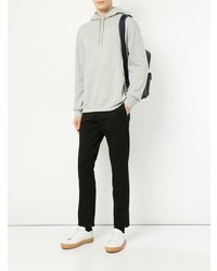 grauer Pullover mit einem Kapuze von Norse Projects