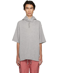 grauer Pullover mit einem Kapuze von Engineered Garments