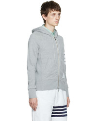 grauer Pullover mit einem Kapuze von Thom Browne