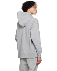 grauer Pullover mit einem Kapuze von Y-3