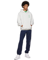 grauer Pullover mit einem Kapuze von Sporty & Rich