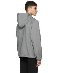 grauer Pullover mit einem Kapuze von A.P.C.