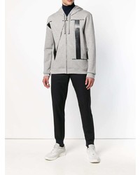 grauer Pullover mit einem Kapuze von Valentino