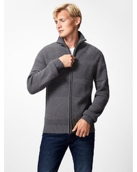 grauer Pullover mit einem Reißverschluß von Produkt