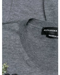 grauer Pullover mit einem Rundhalsausschnitt mit Blumenmuster von Alexander McQueen