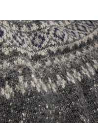 grauer Pullover mit einem Rundhalsausschnitt mit Norwegermuster