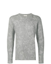 grauer Pullover mit einem Rundhalsausschnitt mit Paisley-Muster
