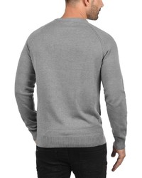 grauer Pullover mit einem Rundhalsausschnitt von BLEND