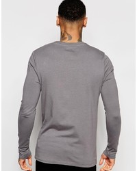 grauer Pullover mit einem Rundhalsausschnitt von Asos