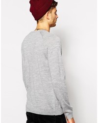 grauer Pullover mit einem Rundhalsausschnitt von Selected