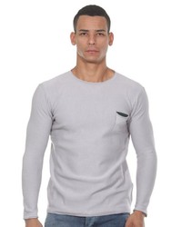 grauer Pullover mit einem Rundhalsausschnitt von FIOCEO