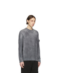 grauer Pullover mit einem Rundhalsausschnitt von Stone Island