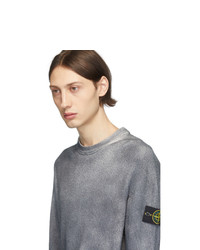 grauer Pullover mit einem Rundhalsausschnitt von Stone Island