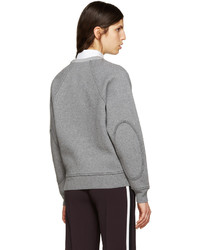 grauer Pullover mit einem Rundhalsausschnitt von Burberry