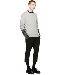 grauer Pullover mit einem Rundhalsausschnitt von Acne Studios