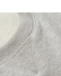 grauer Pullover mit einem Rundhalsausschnitt von Kitsune