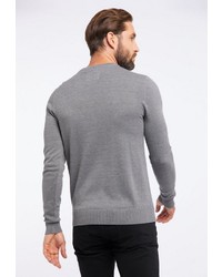 grauer Pullover mit einem Rundhalsausschnitt von Petrol Industries