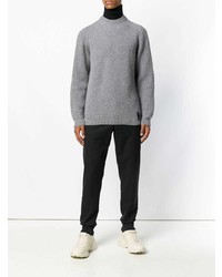 grauer Pullover mit einem Rundhalsausschnitt von Fendi