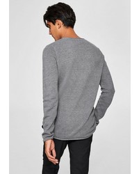 grauer Pullover mit einem Rundhalsausschnitt von Selected Homme