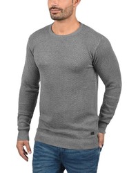 grauer Pullover mit einem Rundhalsausschnitt von Solid