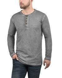 grauer Pullover mit einem Rundhalsausschnitt von Solid