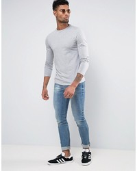 grauer Pullover mit einem Rundhalsausschnitt von Asos