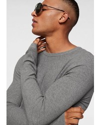 grauer Pullover mit einem Rundhalsausschnitt von Tom Tailor Denim