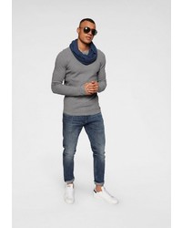 grauer Pullover mit einem Rundhalsausschnitt von Tom Tailor Denim