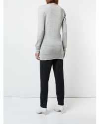 grauer Pullover mit einem Rundhalsausschnitt von Thomas Wylde