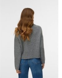 grauer Pullover mit einem Rundhalsausschnitt von Vero Moda