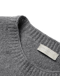 grauer Pullover mit einem Rundhalsausschnitt von Margaret Howell