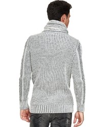 grauer Pullover mit einem Schalkragen von Redbridge
