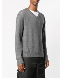 grauer Pullover mit einem V-Ausschnitt von Jil Sander