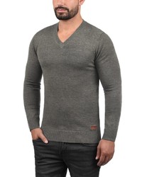 grauer Pullover mit einem V-Ausschnitt von BLEND