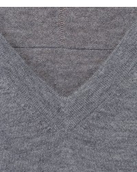 grauer Pullover mit einem V-Ausschnitt von Falke