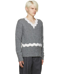 grauer Pullover mit einem V-Ausschnitt von Acne Studios