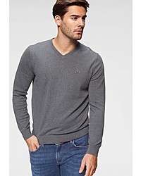 grauer Pullover mit einem V-Ausschnitt von Lacoste