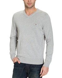 grauer Pullover mit einem V-Ausschnitt von Tommy Hilfiger