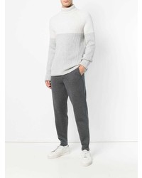 grauer Rollkragenpullover von Falke