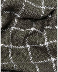 grauer Schal mit Karomuster von Asos