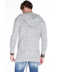 grauer Strick Pullover mit einem Kapuze von Cipo & Baxx