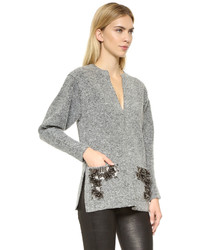 grauer verzierter Pullover von By Malene Birger