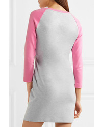 graues bedrucktes figurbetontes Kleid von Moschino