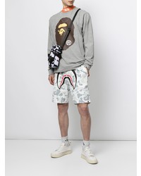 graues bedrucktes Langarmshirt von A Bathing Ape