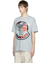 graues bedrucktes T-Shirt mit einem Rundhalsausschnitt von Moncler Genius