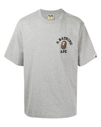 graues bedrucktes T-Shirt mit einem Rundhalsausschnitt von A Bathing Ape