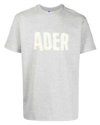 graues bedrucktes T-Shirt mit einem Rundhalsausschnitt von Ader Error