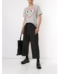 graues bedrucktes T-Shirt mit einem Rundhalsausschnitt von Comme Des Garcons Play