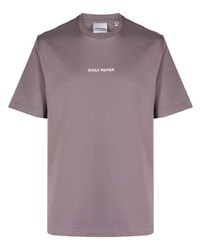 graues bedrucktes T-Shirt mit einem Rundhalsausschnitt von Daily Paper